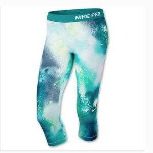 Rare Nike Pro Galaxy leggings size Medium